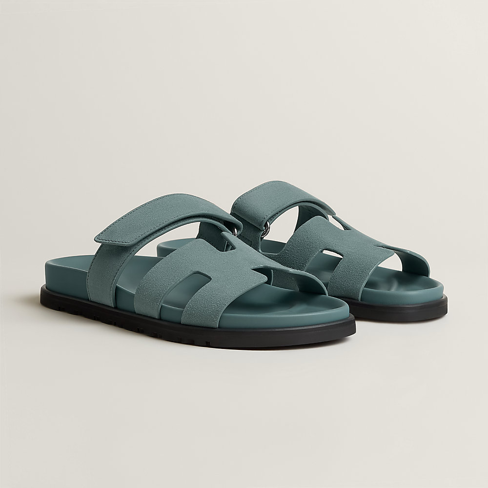お洒落は足元から【海外限定色】HERMES Chypre サンダル 水色 Chypre sandal | Hermès Macau SAR